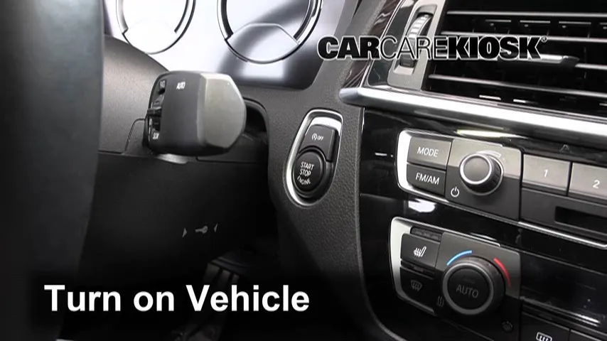 2019 BMW 230i xDrive 2.0L 4 Cyl. Turbo Coupe Huile Vérifier le niveau de l'huile